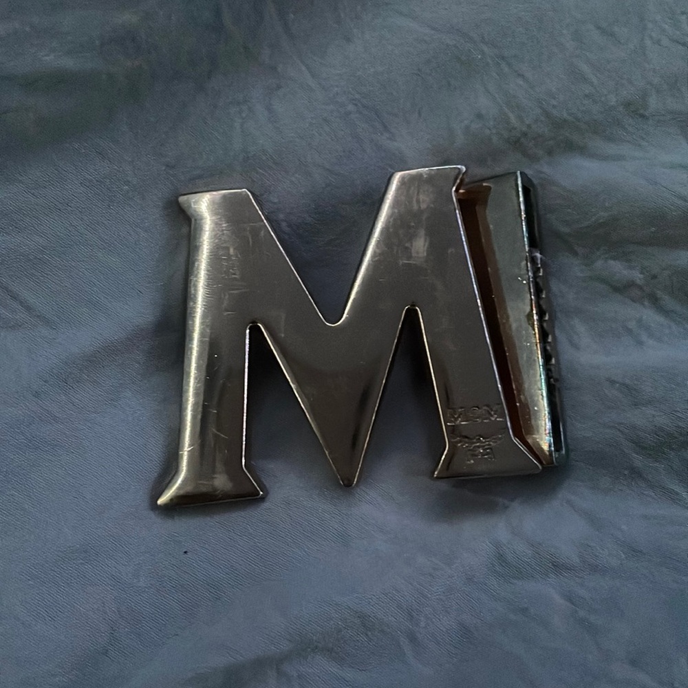 Mcm *buckle only*